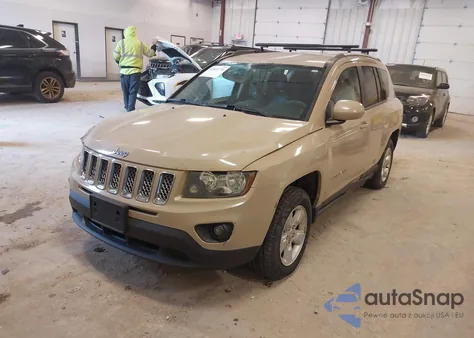 2017 Jeep Compass Latitude 4X4 из США, поврежденный, VIN 1C4NJDEB7HD191425